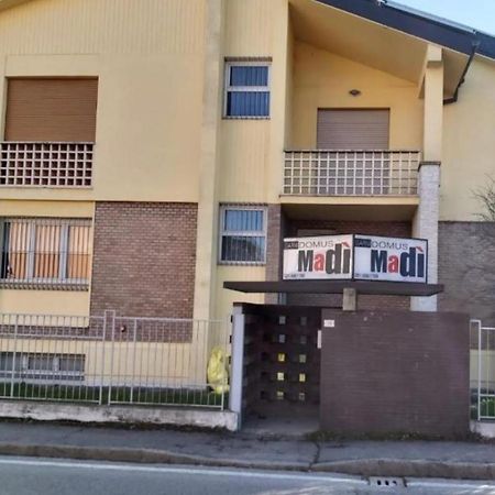 Domus Madi Bed & Breakfast Pieve di Cento Bagian luar foto